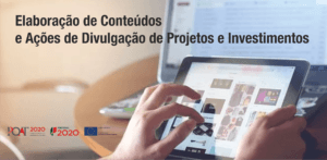Mãos a manipular tablet com portfolio de projetos e conteúdos digitais.