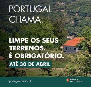 Paisagem rural com casa de telhado vermelho entre vegetação densa e texto sobre obrigatoriedade de limpeza de terrenos até 30 de abril.