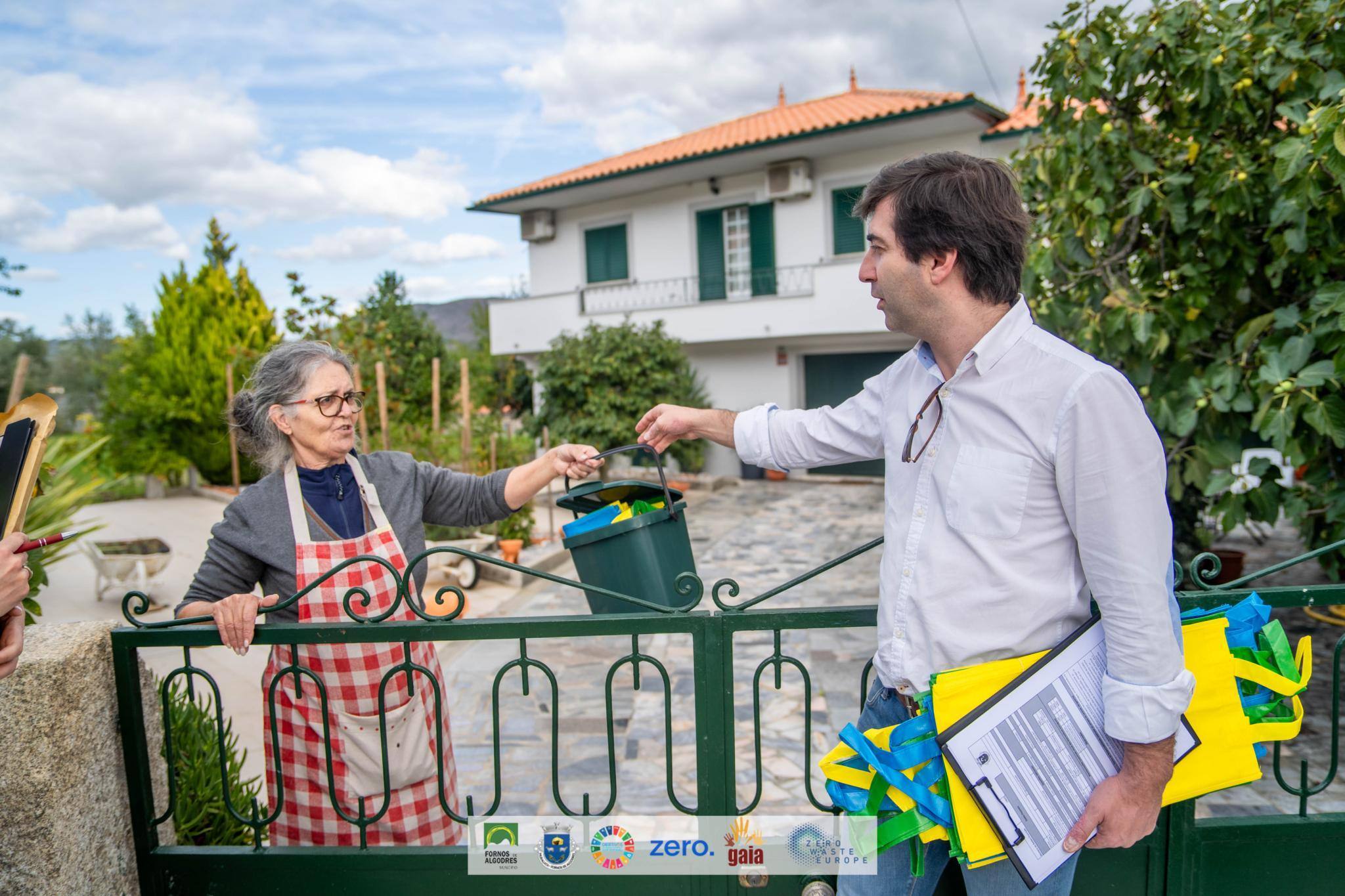 Projeto de compostagem comunitária e recolha porta-a-porta de resíduos arranca na freguesia da Muxagata