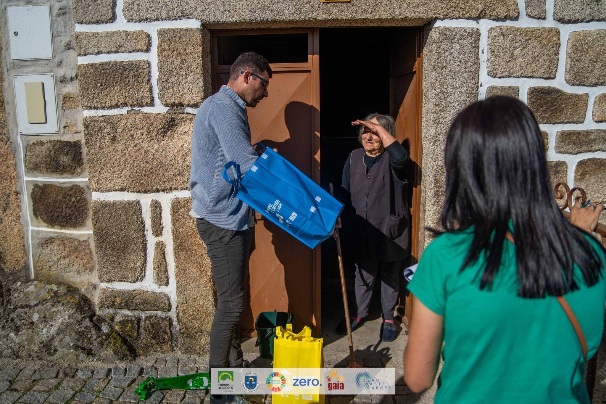 Projeto de compostagem comunitária e recolha porta-a-porta de resíduos arranca na freguesia da Muxagata